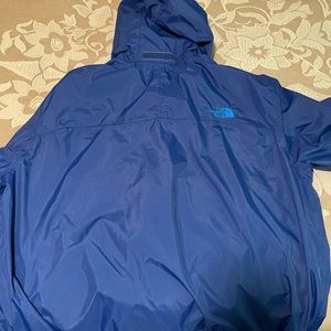 Mens XL North Face Blue Hooded Jacket. Excellent condition. 100% nylon.